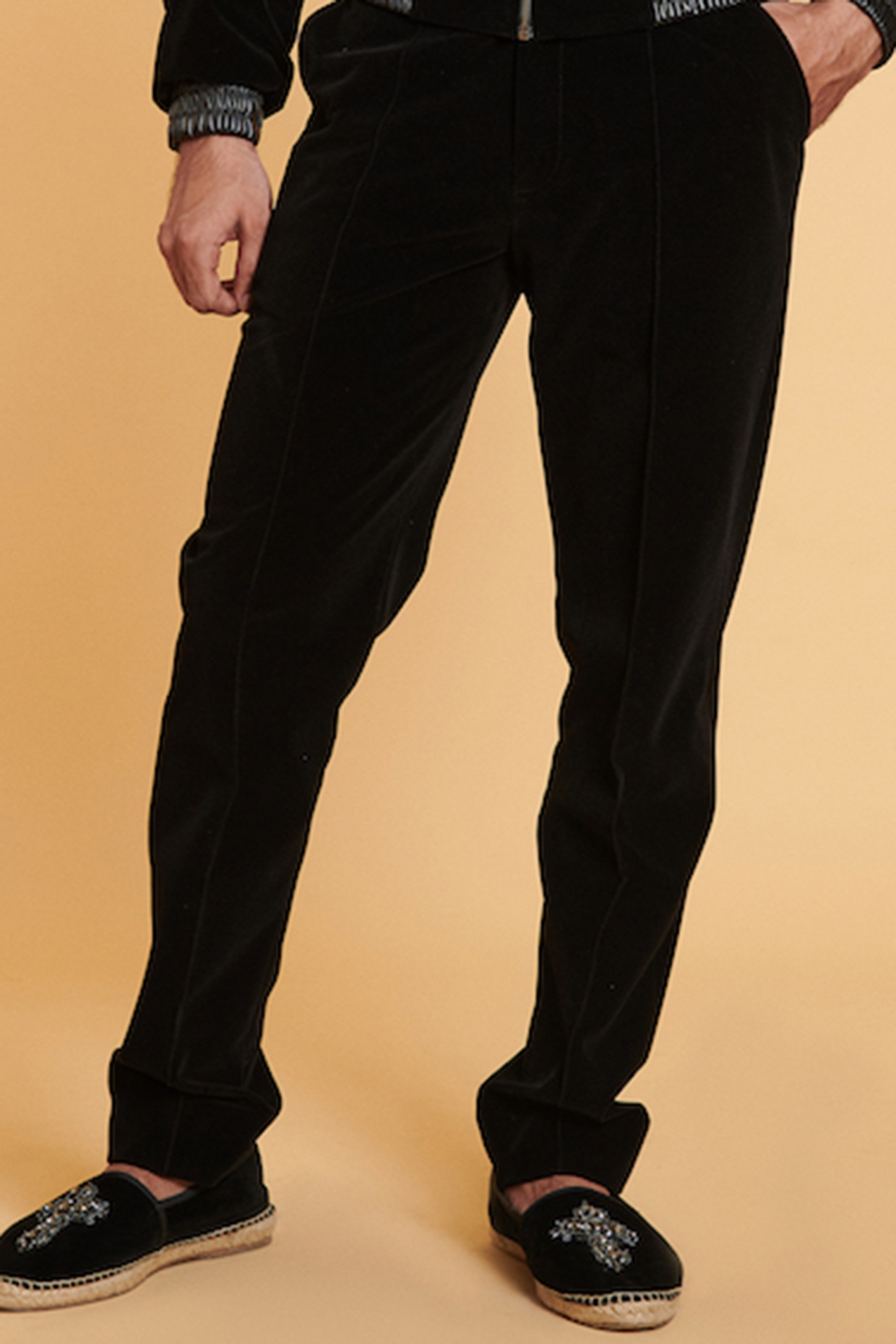 Cupro velvet high-rise straight pants in black - Saint Laurent | Mytheresa